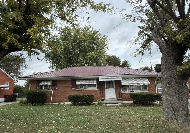 Photo 1 of Single family home for sale at 406 Bond St, Richmond, KY 40475 | MLS# 26028811 | Listing updated on 2026-10-19