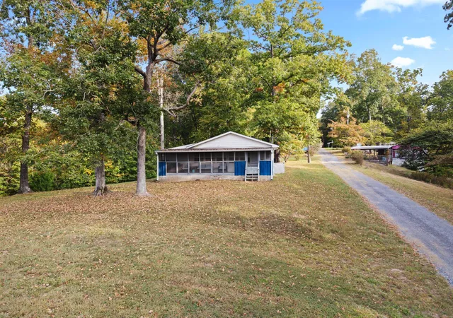 Photo 3 of Single family home for sale at 83 Calhoun Ave, Cadiz, KY 42211 | MLS# 26028823 | Listing updated on 2026-10-20