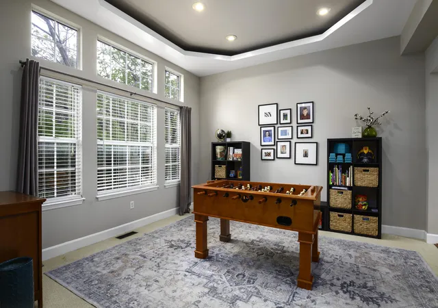 Photo 3 of Single family home for sale at 924 Palomino Ln, Lexington, KY 40503 | MLS# 26028825 | Listing updated on 2026-10-18