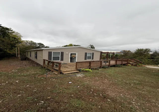 Photo 1 of Single family home for sale at 46 Frasure Ln, Mount Sterling, KY 40353 | MLS# 26028827 | Listing updated on 2026-10-18
