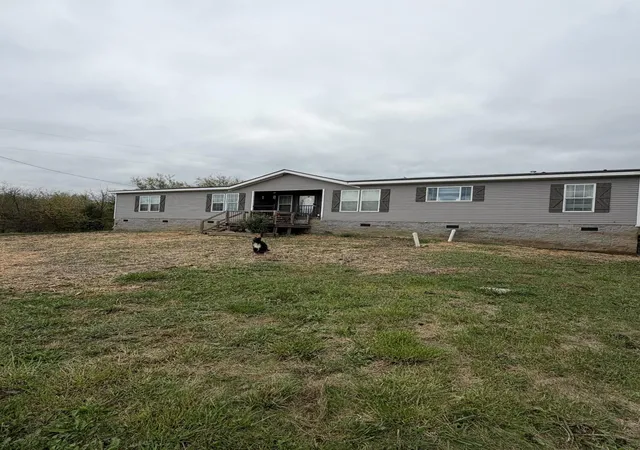Photo 1 of Single family home for sale at 54 Frasure Ln, Mount Sterling, KY 40353 | MLS# 26028828 | Listing updated on 2026-10-19