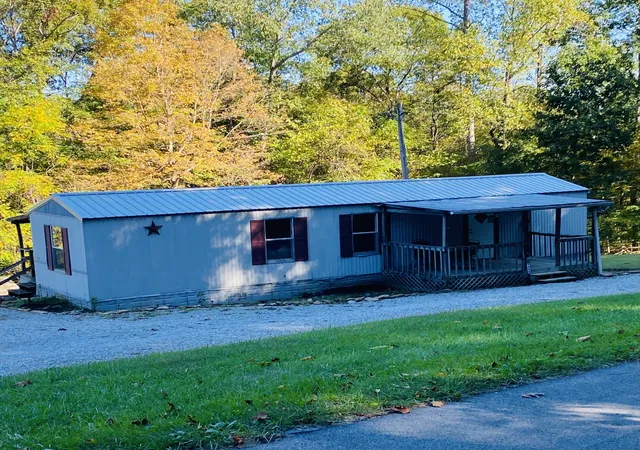 Photo 1 of Single family home for sale at 1453 Strawberry Rd, Monticello, KY 42633 | MLS# 26028847 | Listing updated on 2026-10-18