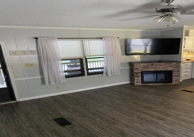 Photo 3 of Single family home for sale at 1453 Strawberry Rd, Monticello, KY 42633 | MLS# 26028847 | Listing updated on 2026-10-18
