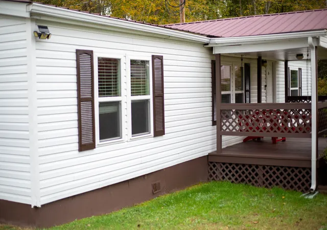 Photo 1 of Single family home for sale at 2406 Old Salem Rd, London, KY 40741 | MLS# 26028899 | Listing updated on 2026-10-21