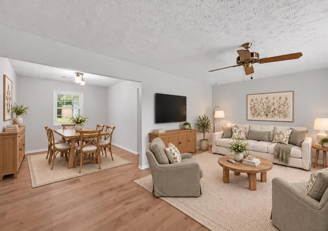 Photo 4 of Single family home for sale at 111 Johnson Dr, Frankfort, KY 40601 | MLS# 26028898 | Listing updated on 2026-10-22