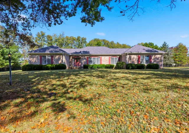 Photo 2 of Sale Pending at 107 Mallard Ct, Nicholasville, KY 40356 | MLS# 26028877 | Listing updated on 2026-10-21