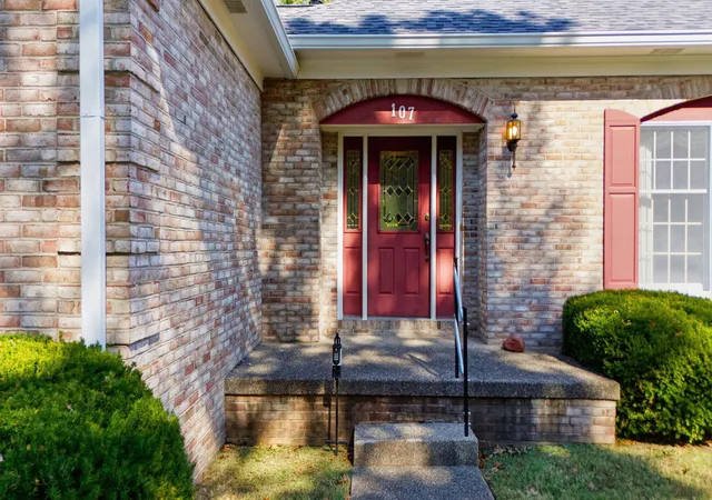 Photo 4 of Sale Pending at 107 Mallard Ct, Nicholasville, KY 40356 | MLS# 26028877 | Listing updated on 2026-10-21