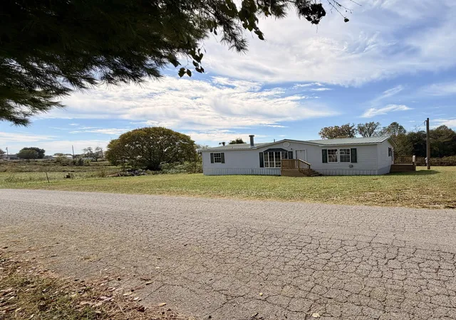 Photo 1 of Sale Pending at 93 Basil Roy Rd, Windsor, KY 42565 | MLS# 26028939 | Listing updated on 2026-10-24