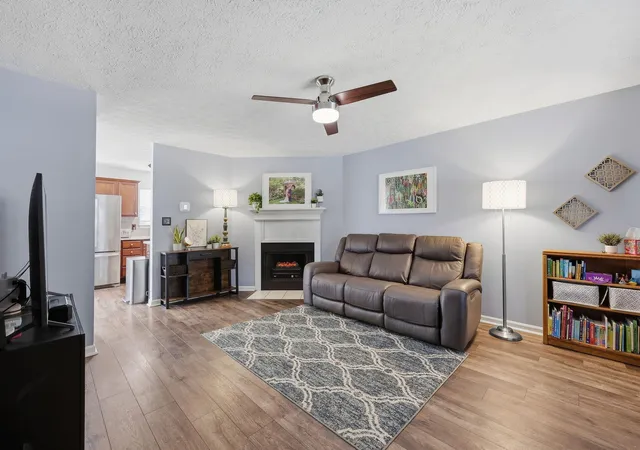 Photo 2 of Single family home for sale at 3332 Tyler Ct, Lexington, KY 40509 | MLS# 26028993 | Listing updated on 2026-10-23