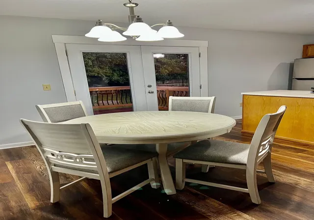 Photo 3 of Sale Pending at 127 Lindberg Ave, Winchester, KY 40391 | MLS# 26028973 | Listing updated on 2026-10-22
