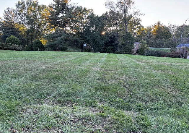Photo 3 of Land for sale at 13 Whitebridge Ln, Frankfort, KY 40601 | MLS# 26028981 | Listing updated on 2026-10-22