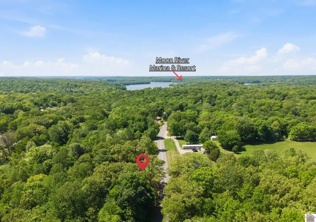 Photo 4 of Single family home for sale at 1939 Rockcastle Rd, Cadiz, KY 42211 | MLS# 26028990 | Listing updated on 2026-10-20