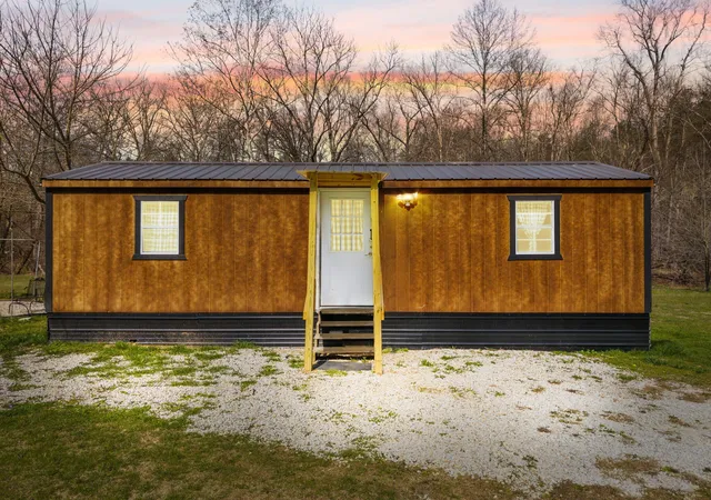 Photo 1 of Single family home for sale at 165 Frank Williams Rd, Salyersville, KY 41465 | MLS# 26029008 | Listing updated on 2026-10-20