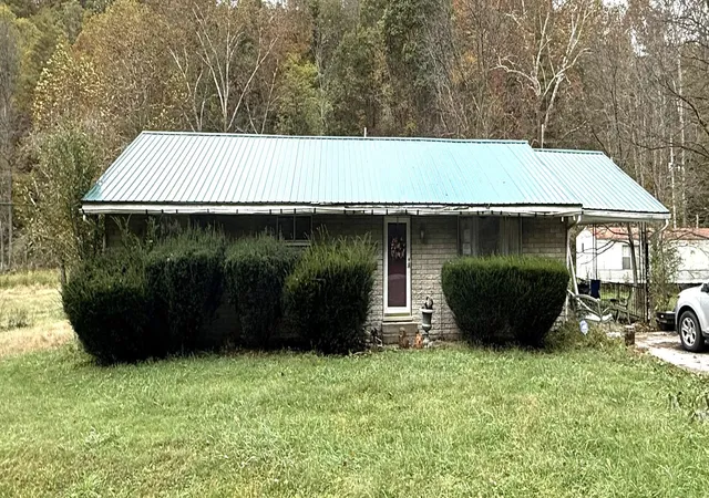 Photo 1 of Single family home for sale at 6830 Us 60, Morehead, KY 40351 | MLS# 26029043 | Listing updated on 2026-10-26