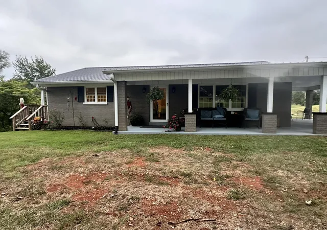 Photo 1 of Single family home for sale at 913 Kentucky 1674, Somerset, KY 42503 | MLS# 26029051 | Listing updated on 2026-10-20