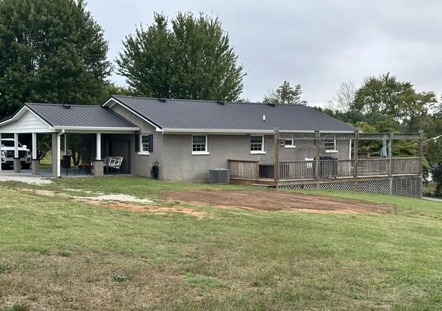 Photo 2 of Single family home for sale at 913 Kentucky 1674, Somerset, KY 42503 | MLS# 26029051 | Listing updated on 2026-10-20