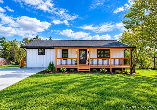 Single family home for sale at 178 Tomahawk Dr, Somerset, KY 42503 | MLS# 26029053