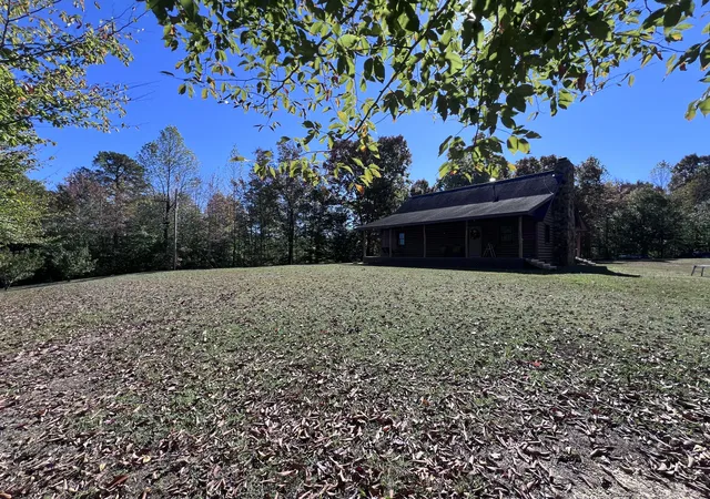 Photo 1 of Single family home for sale at 1179 Sasser Rd, London, KY 40744 | MLS# 26029054 | Listing updated on 2026-10-21