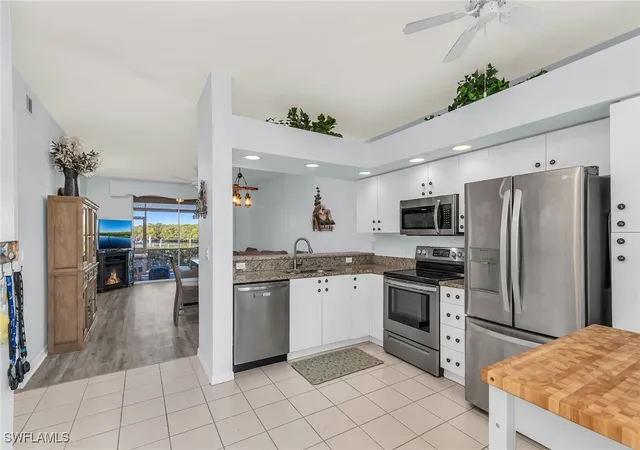 Photo 3 of Condo for sale at 194 Newport Dr #903, Naples, FL 34114 | MLS# 225027572 | Listing updated on 2026-09-15