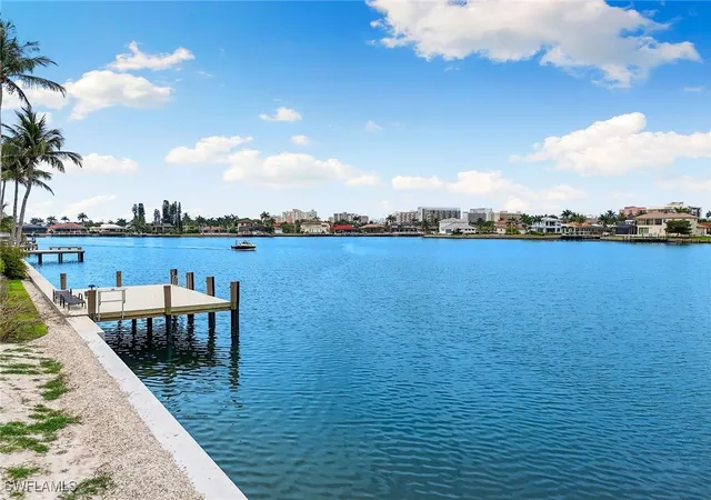 Photo 3 of Single family home for sale at 372 Lamplighter Dr, Marco Island, FL 34145 | MLS# 225020440 | Listing updated on 2026-09-02