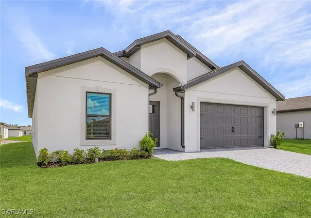 Photo 1 of Single family home for sale at 825 Gen D Macarthur Ave, La Belle, FL 33935 | MLS# 223091244 | Listing updated on 2026-09-15