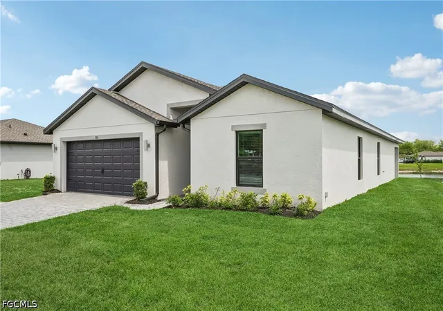 Photo 2 of Single family home for sale at 861 Gen D Macarthur Ave, La Belle, FL 33935 | MLS# 223091278 | Listing updated on 2026-09-15