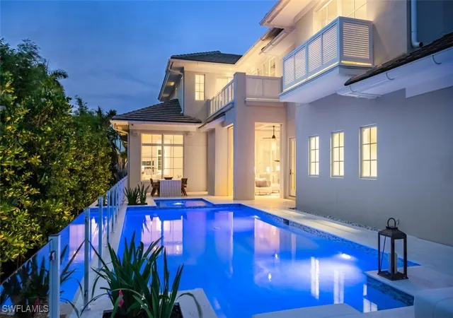 Photo 3 of Sale Pending at 128 1St Ave S, Naples, FL 34102 | MLS# 224012251 | Listing updated on 2026-09-03