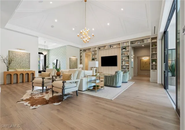 Photo 4 of Single family home for sale at 515 Murex Dr, Naples, FL 34102 | MLS# 224075163 | Listing updated on 2026-09-27