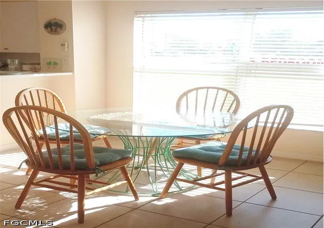 Photo 4 of Sale Pending at 1406 Weeping Willow Ct, Cape Coral, FL 33909 | MLS# 225007785 | Listing updated on 2026-10-01