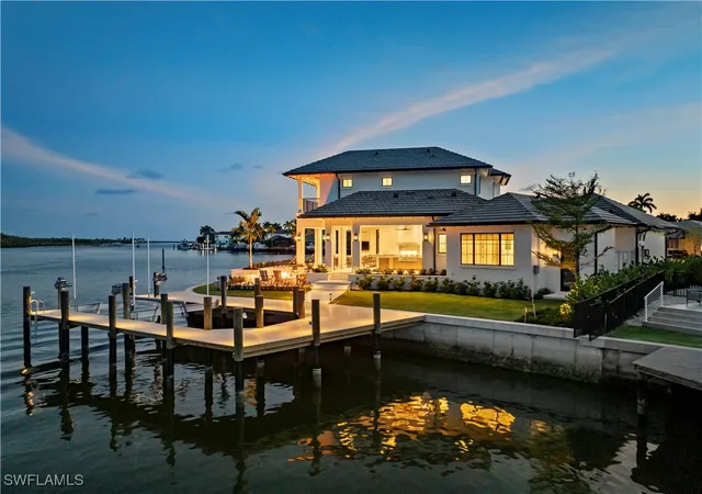 Photo 3 of Single family home for sale at 2375 Snook Dr, Naples, FL 34102 | MLS# 225005468 | Listing updated on 2026-09-13
