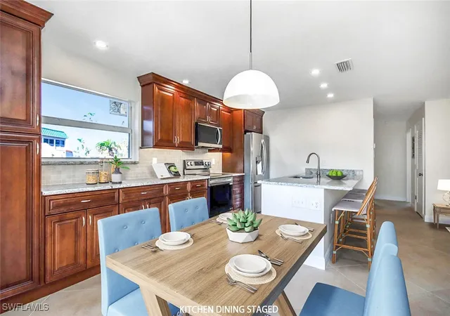 Photo 3 of Condo for sale at 827 E Gulf Dr #L1, Sanibel, FL 33957 | MLS# 225008077 | Listing updated on 2026-09-22