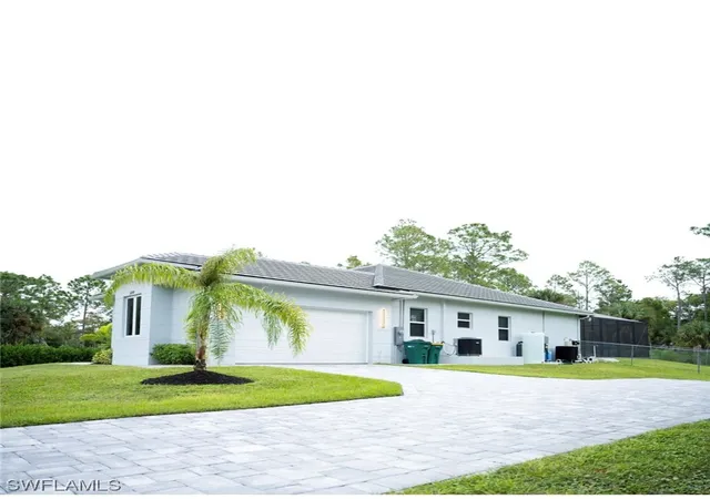 Photo 3 of Single family home for sale at 544 31st Street SW, Naples, FL 34117 | MLS# 224088923 | Listing updated on 2026-09-10
