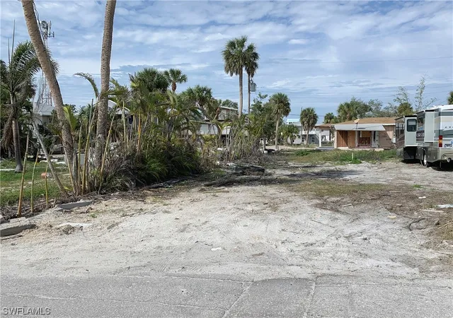 Photo 2 of Land for sale at 127 Washington Ave, Fort Myers Beach, FL 33931 | MLS# 223094772 | Listing updated on 2026-09-01