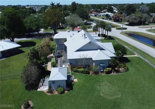 Photo 3 of Single family home for sale at 234 W Circle Dr, Clewiston, FL 33440 | MLS# 225029309 | Listing updated on 2026-09-09