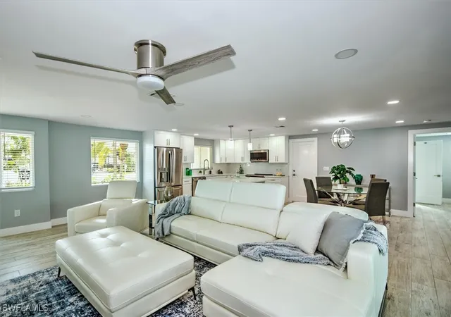 Photo 3 of Single family home for sale at 16 Palmview Blvd, Fort Myers Beach, FL 33931 | MLS# 225006133 | Listing updated on 2026-09-14
