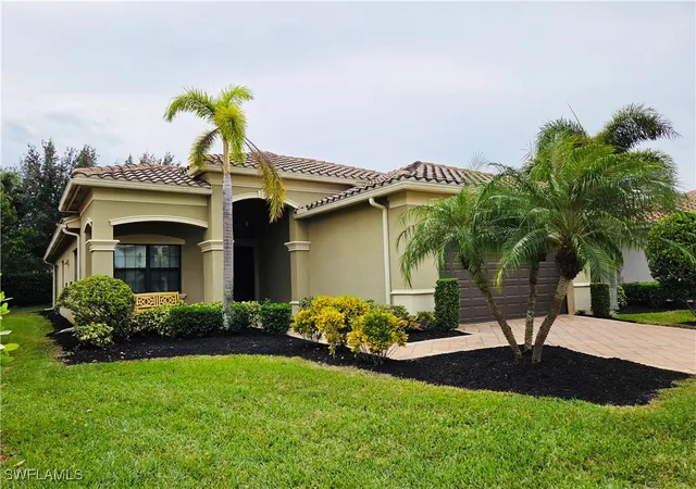 Photo 1 of Single family home for sale at 3195 Pacific Dr, Naples, FL 34119 | MLS# 224083011 | Listing updated on 2026-09-01