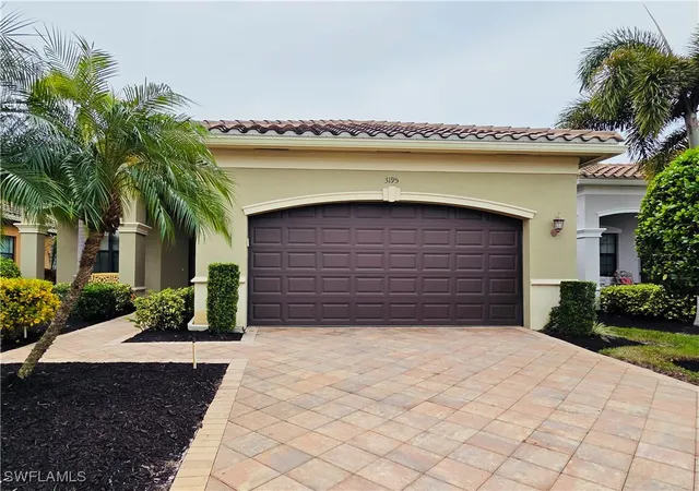 Photo 2 of Single family home for sale at 3195 Pacific Dr, Naples, FL 34119 | MLS# 224083011 | Listing updated on 2026-09-01