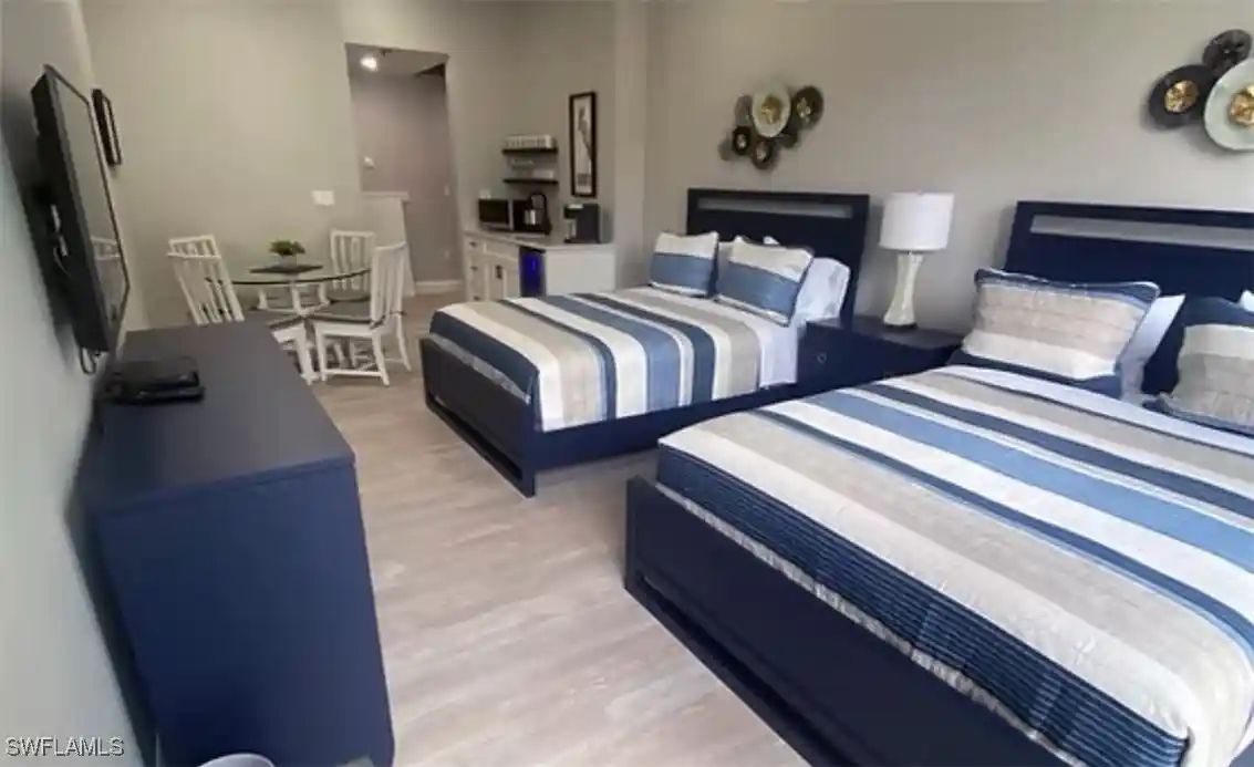 Listing Photo 50 - Condo for sale in 4031 Gulf Shore Blvd N located at 4031 Gulf Shore Blvd N, Naples, FL 34103 - Unit #3E