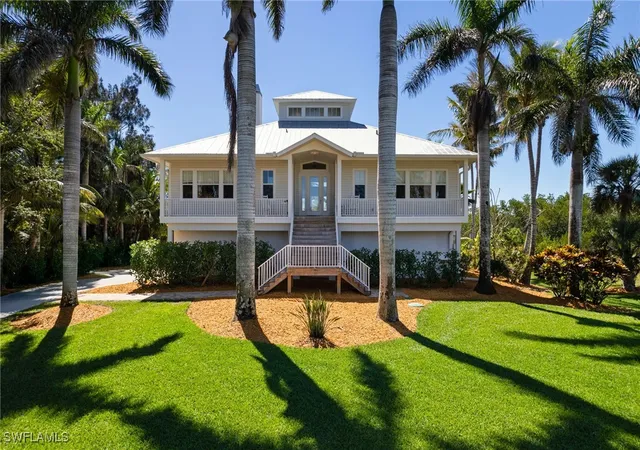 Photo 1 of Single family home for sale at 18481 Pioneer Rd, Fort Myers, FL 33908 | MLS# 225026454 | Listing updated on 2026-09-15