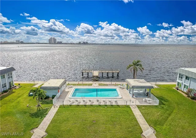 Listing Photo 4 - Condo for sale in building located at 3390 N Key Dr, North Fort Myers, FL 33903 - Unit #6
