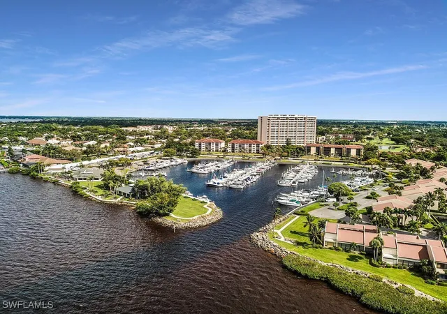 Photo 3 of Condo for sale at 5260 S Landings Dr #805, Fort Myers, FL 33919 | MLS# 224082063 | Listing updated on 2026-09-28