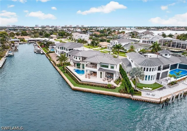 Photo 4 of Single family home for sale at 983 Sundrop Ct, Marco Island, FL 34145 | MLS# 225036296 | Listing updated on 2026-09-02