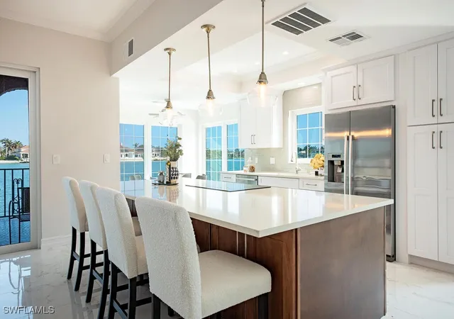 Photo 4 of Sale Pending at 4000 Gulf Shore Blvd N #2000, Naples, FL 34103 | MLS# 225000447 | Listing updated on 2026-09-28