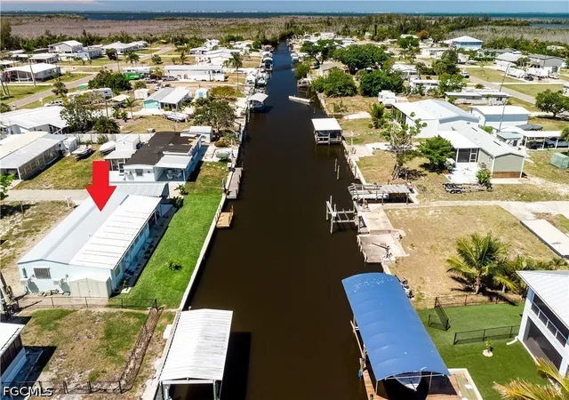 Photo 3 of Manufactured home for sale at 5012 Sandpiper Dr, St James City, FL 33956 | MLS# 225047802 | Listing updated on 2026-10-16