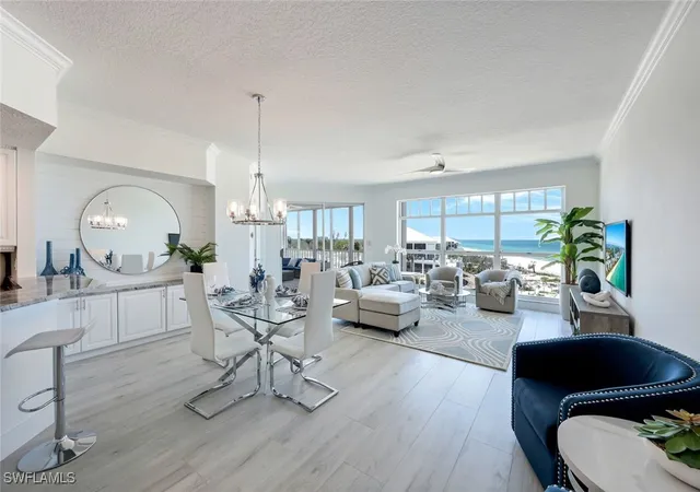 Listing Photo 5 - Condo for sale in building located at 269 Barefoot Bch Blvd, Bonita Springs, FL 34134 - Unit #403
