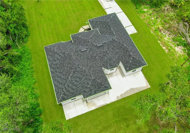 Photo 3 of Sale Pending at 407 Washington Ave, Lehigh Acres, FL 33972 | MLS# 225059579 | Listing updated on 2026-09-09