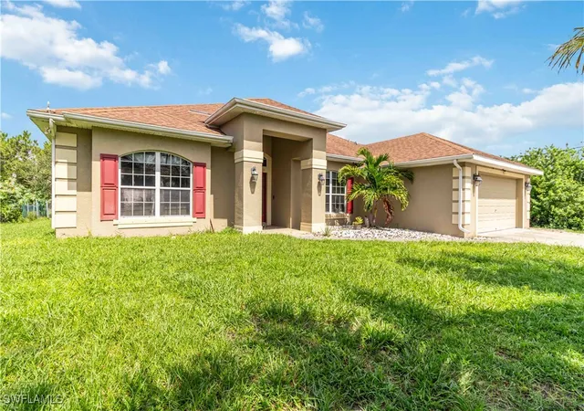 Photo 3 of Single family home for sale at 915 Alvin Ave, Lehigh Acres, FL 33971 | MLS# 225062527 | Listing updated on 2026-09-14