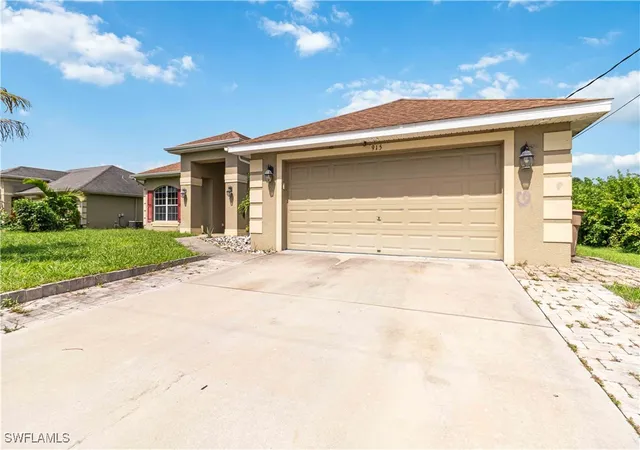 Photo 4 of Single family home for sale at 915 Alvin Ave, Lehigh Acres, FL 33971 | MLS# 225062527 | Listing updated on 2026-09-14
