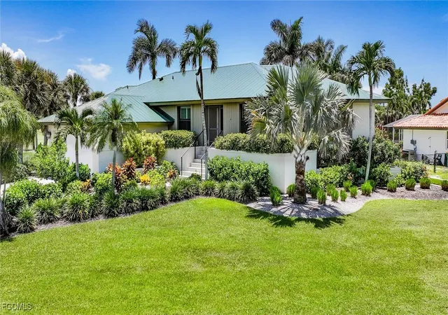 Photo 1 of Sale Pending at 1286 Par View Dr, Sanibel, FL 33957 | MLS# 2025003231 | Listing updated on 2026-10-02