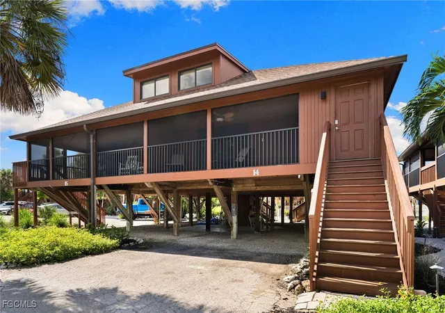 Photo 2 of Townhouse for sale at 1811 Olde Middle Gulf Dr #14, Sanibel, FL 33957 | MLS# 2025007380 | Listing updated on 2026-09-02
